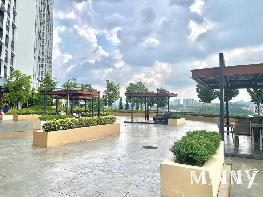 Netizen Balcony View Mrt 4-5pax #17 *