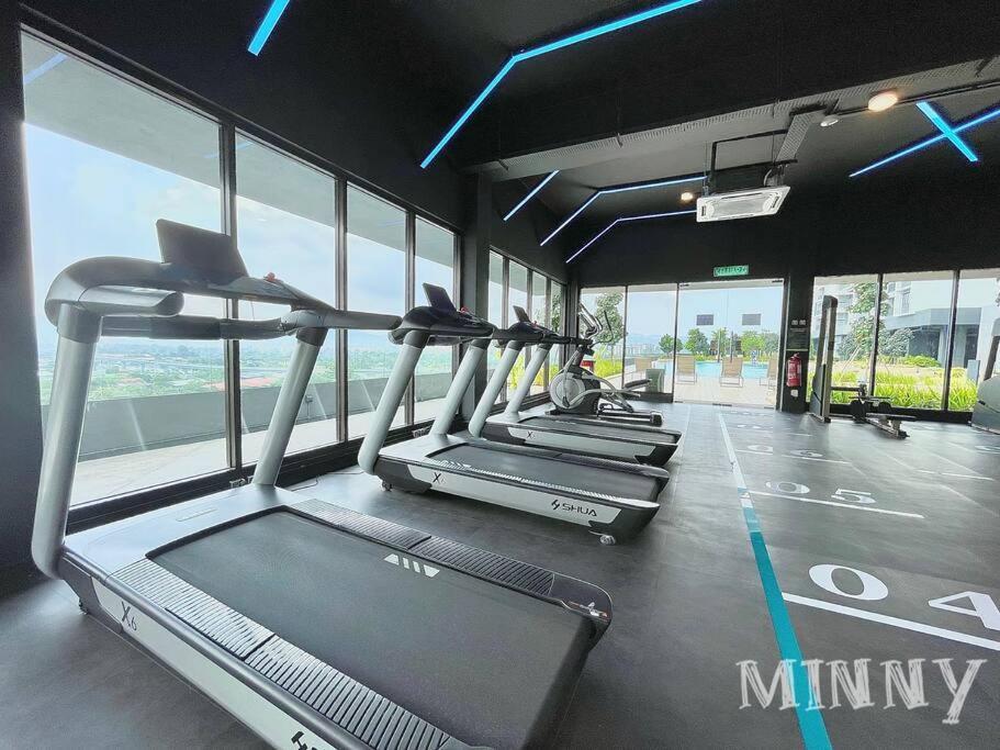 Netizen Balcony View Mrt 4-5pax #17 Apartment